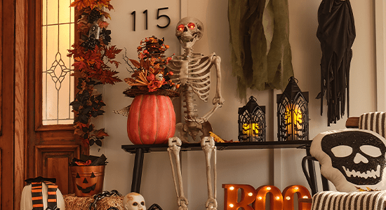 Free Halloween take home craft kit for kids at Michaels on October 23